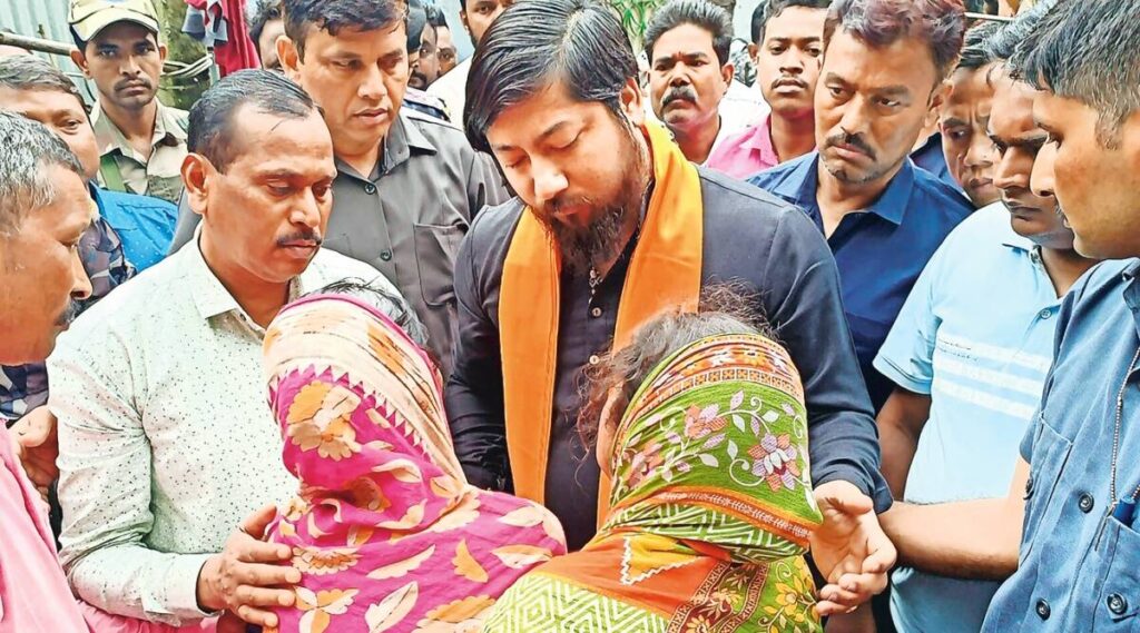 12 dead in Violence as Bengal Votes for panchayat, Trinamool-BJP blames