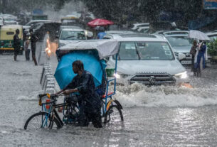Heavy Rain Lashing Delhi, Met Office Predicts More Showers